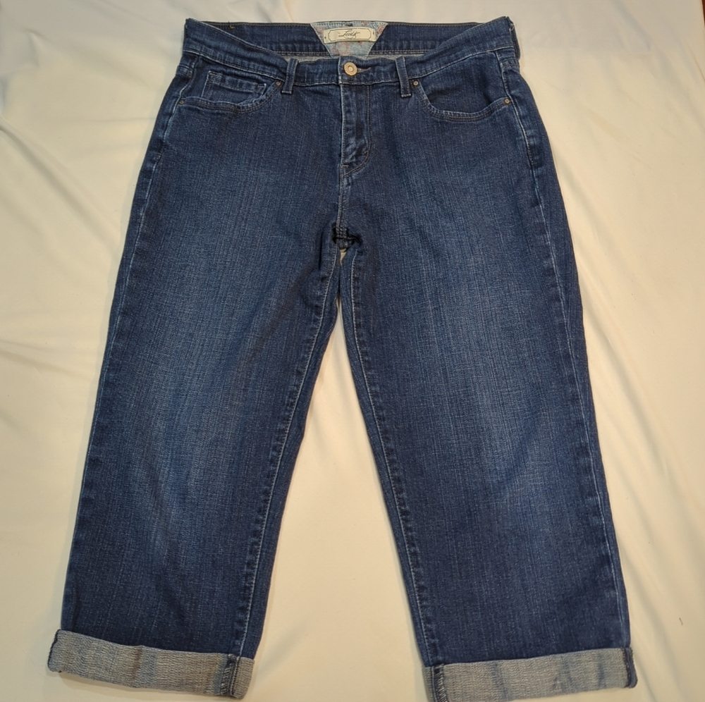 Levi's Women's Size 10 Blue Denim Cuffed Capri Pants Peddle Pushers Medium Rise